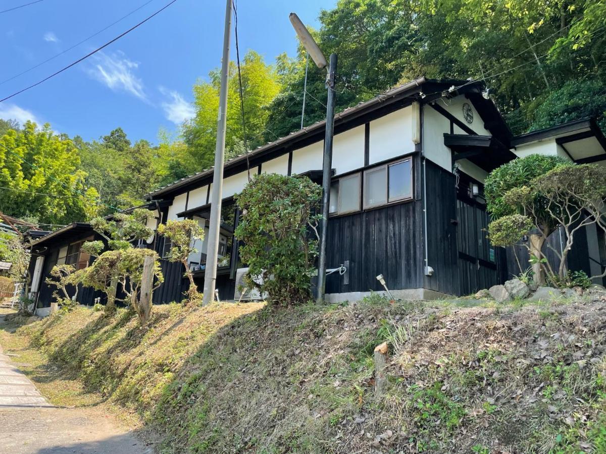 Bamboo Village Guest House Наошима Екстериор снимка
