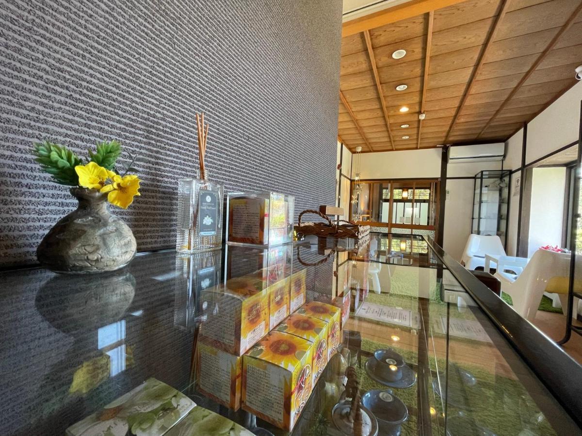 Bamboo Village Guest House Наошима Екстериор снимка