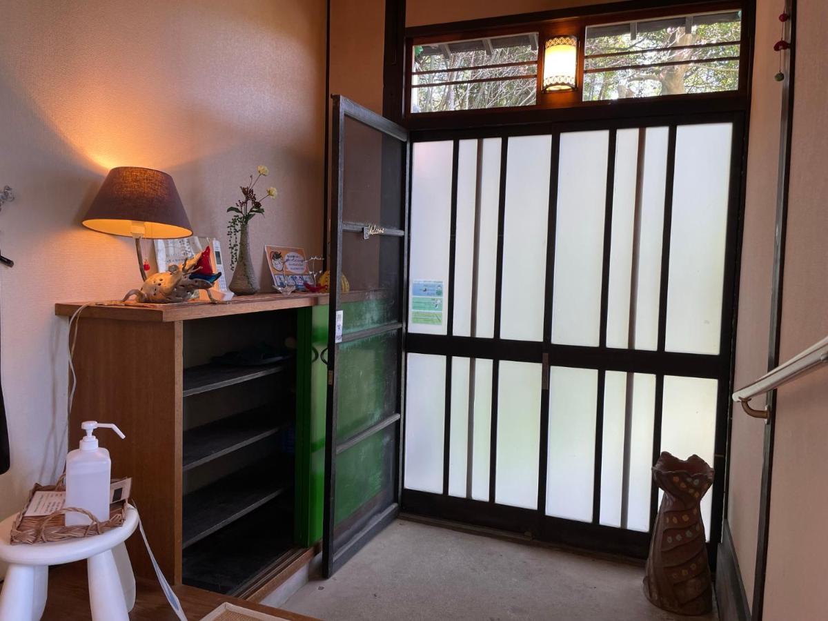 Bamboo Village Guest House Наошима Екстериор снимка