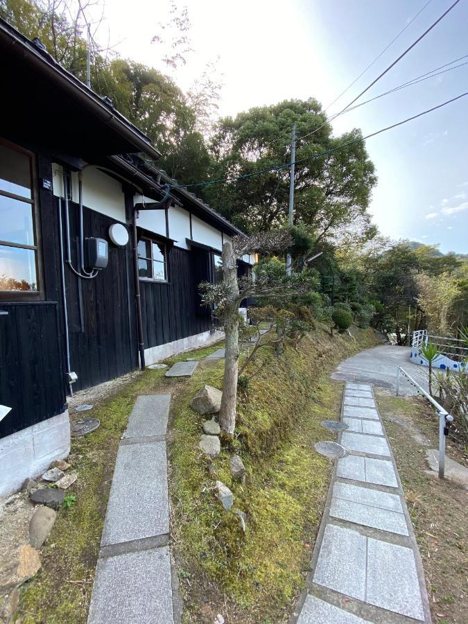 Bamboo Village Guest House Наошима Екстериор снимка