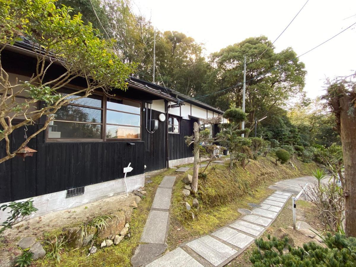 Bamboo Village Guest House Наошима Екстериор снимка