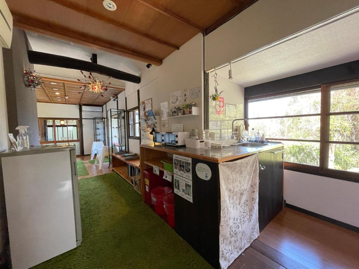Bamboo Village Guest House Наошима Екстериор снимка